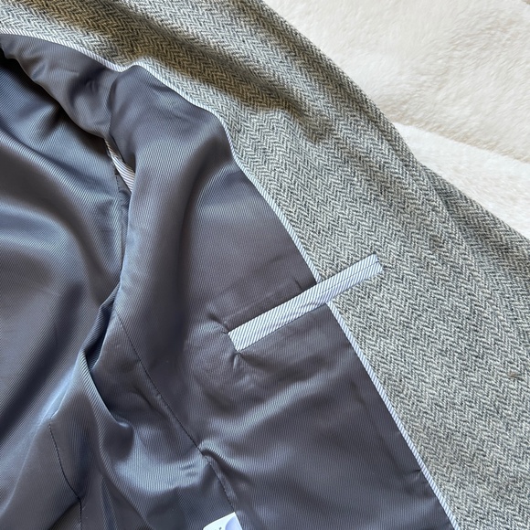 GAP 100% Wool Grey Tweed Fitted Two Button Blazer with Sewn Pockets - Picture 9 of 11